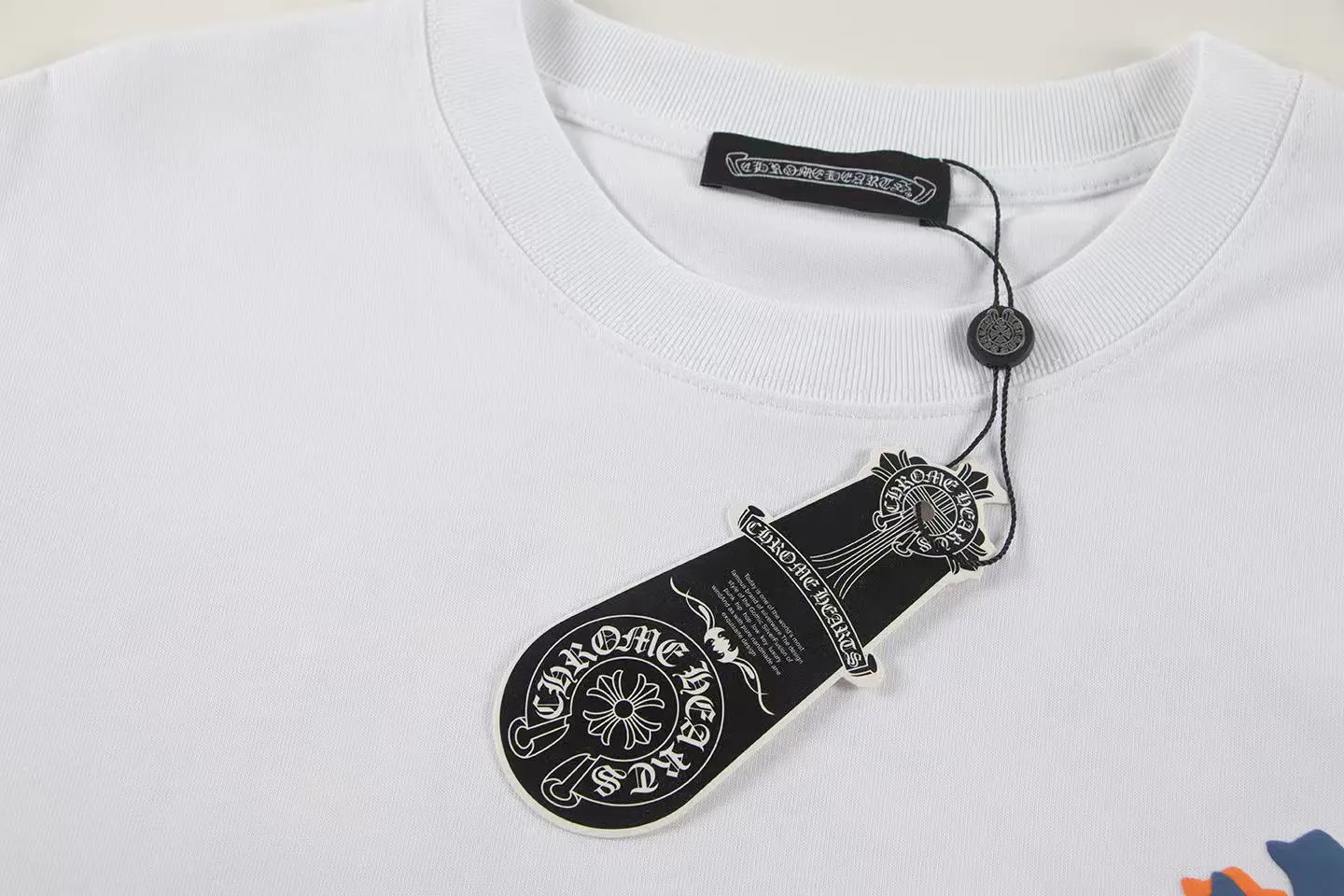 🅿️160 Style: 2025 new Croix Heart short-sleeved T-shirt Material: High version 300g double yarn combed cotton Size: S～XL Color: White Style number: Z1013
